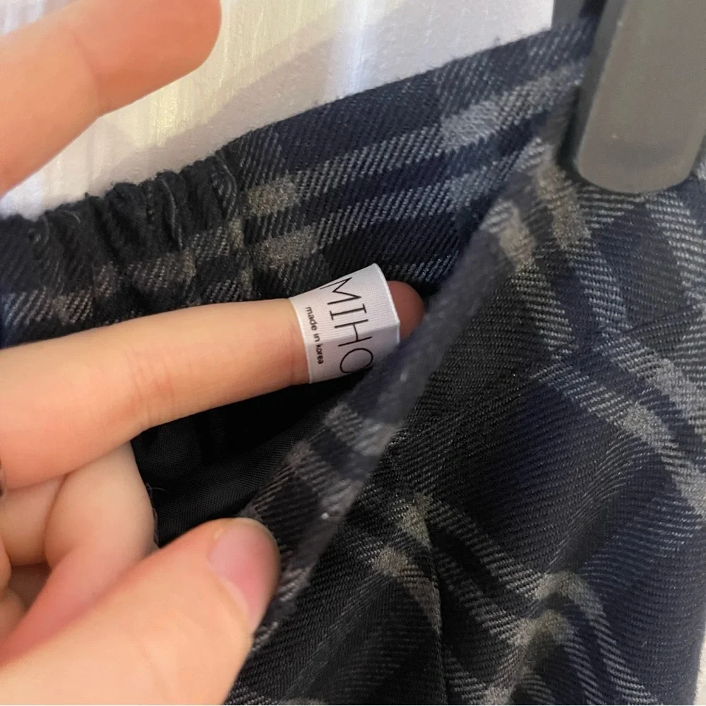 Chic Plaid A-Line Skirt - Picture 2 of 2